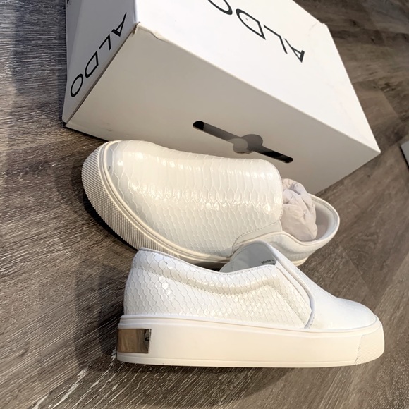 ALDO cadellina - Picture 2 of 2